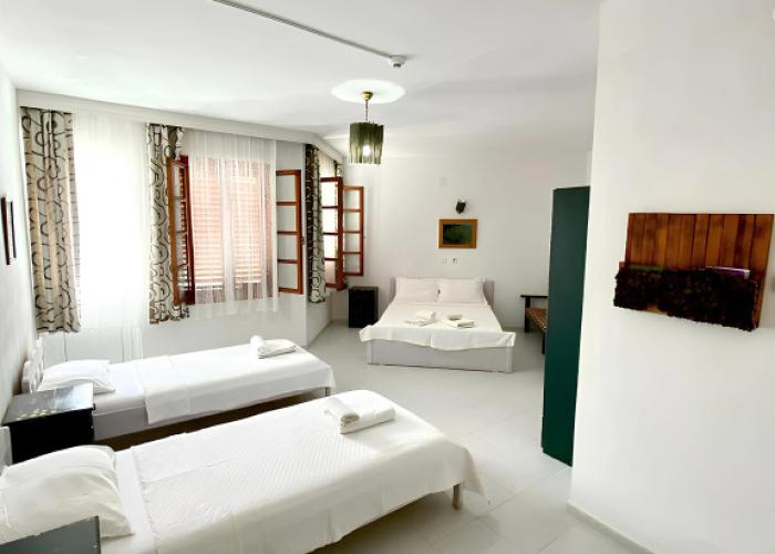 Akdeniz Pansiyon Bed&Breakfast