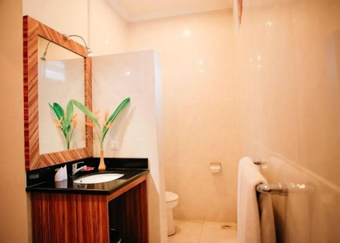 Mirah Hotel