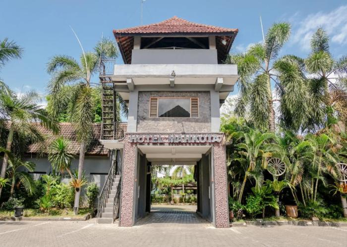 Hotel Mahkota Plengkung