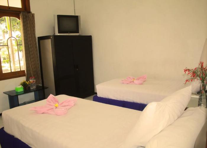 Berlian Abadi Hotel By Sinergi