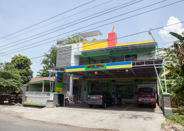 RedDoorz near Banyuwangi Baru Station