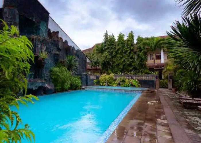 Mahkota Plengkung Hotel by ecommerceloka