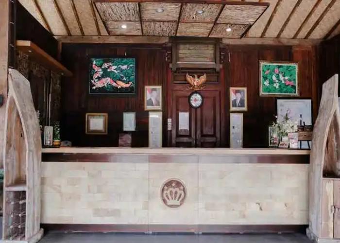 Mahkota Plengkung Hotel by ecommerceloka