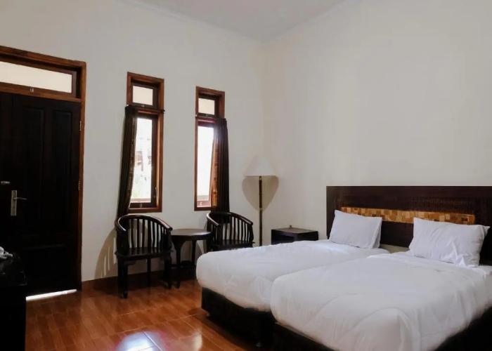 Mahkota Plengkung Hotel by ecommerceloka
