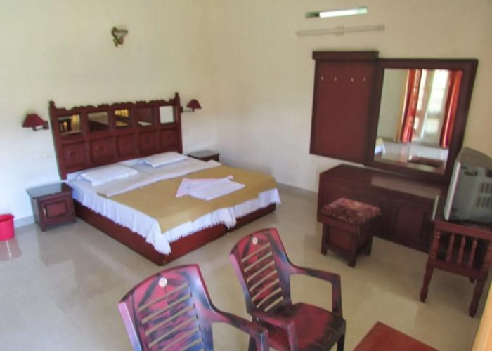 Jungle Palace Homestay