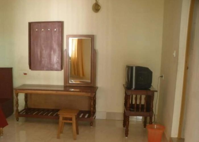 Jungle Palace Homestay