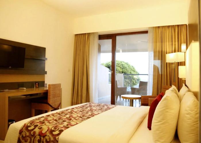Poetree Thekkady Hotel