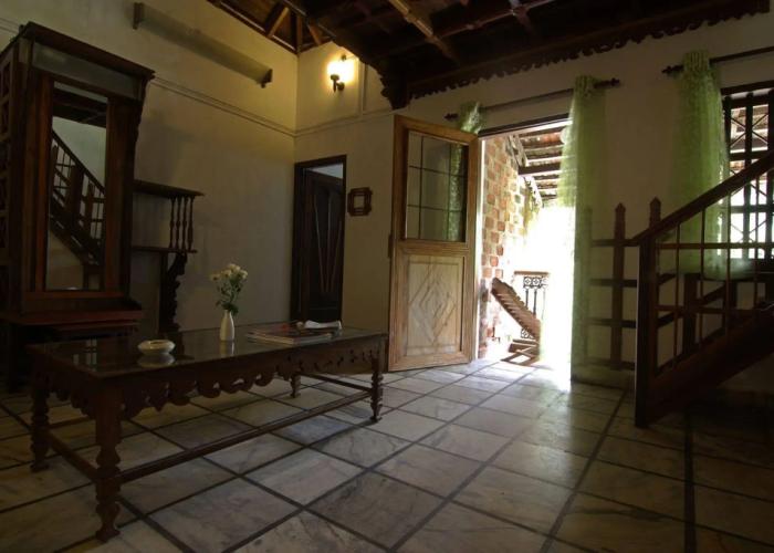 Hotel Ambadi