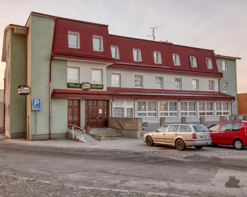 Alf Hotel