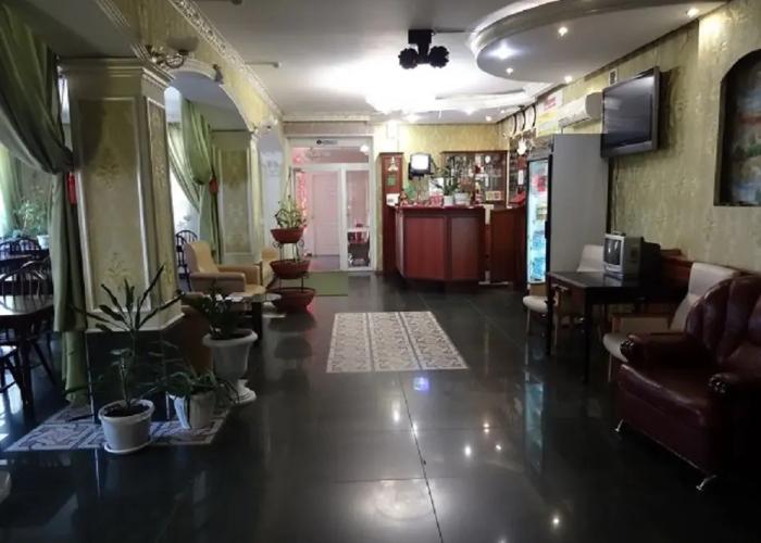 Lotos Hotel