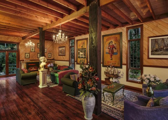 Mt Tamborine Stonehaven Boutique Hotel