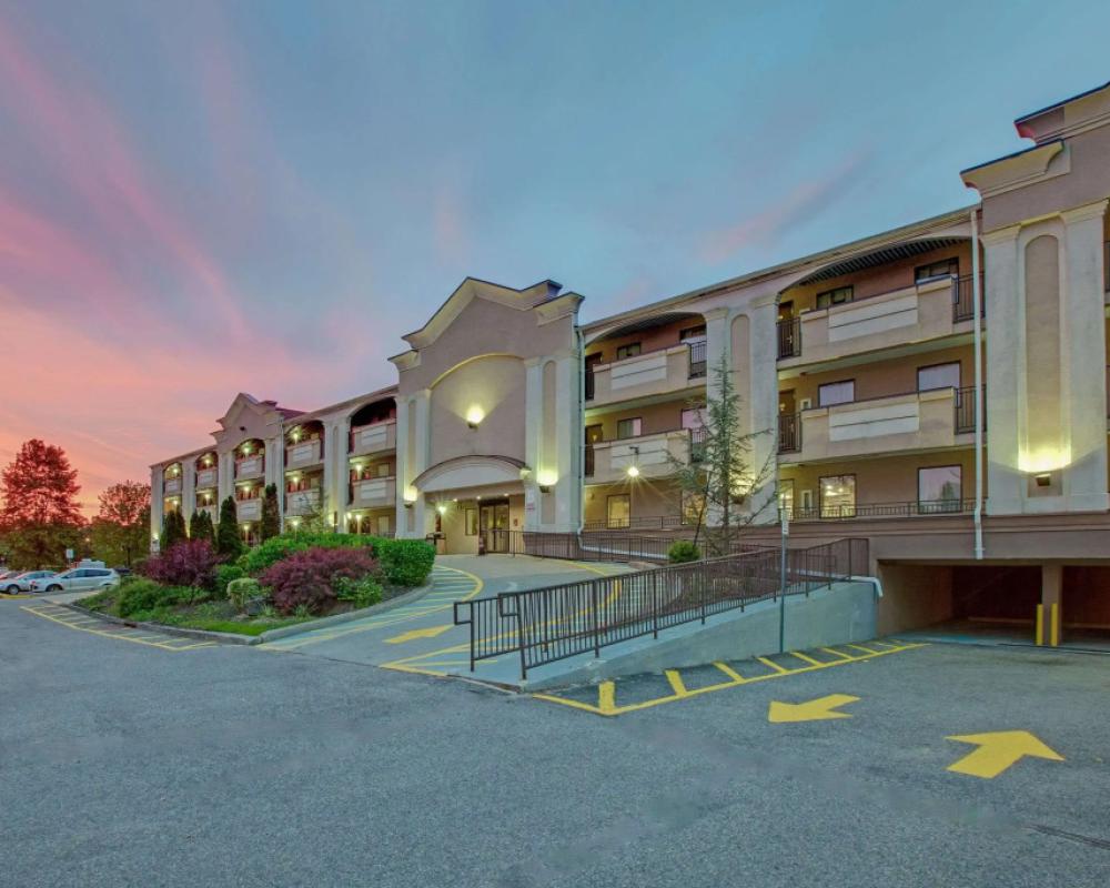 Travelodge by Wyndham Parsippany