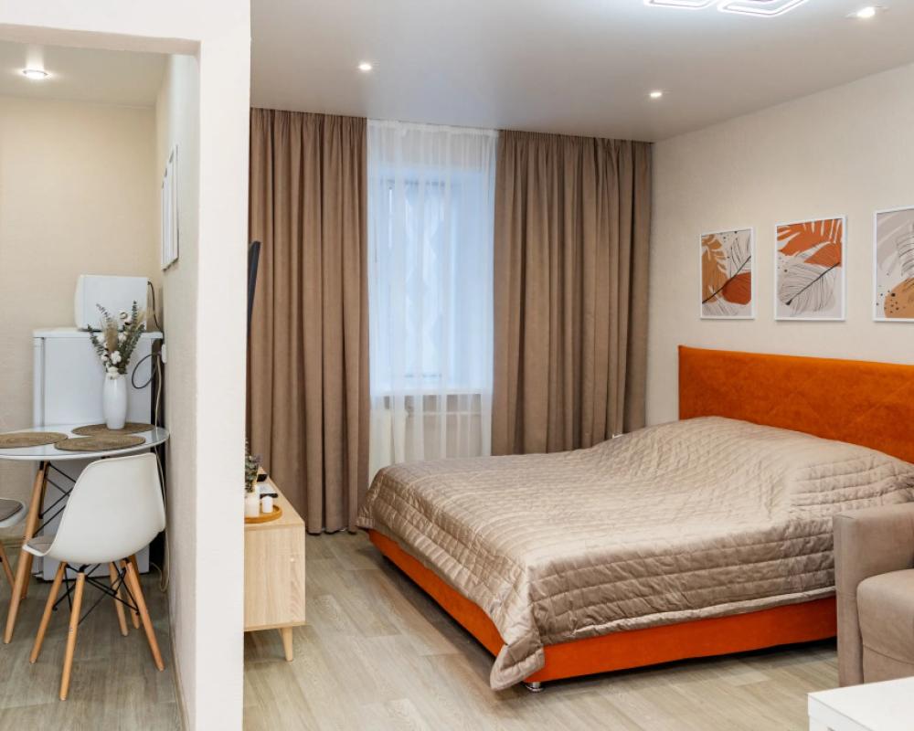 Tsentr goroda, 200 metrov ot peshekhodnogo Arbata Uritskogo Flat