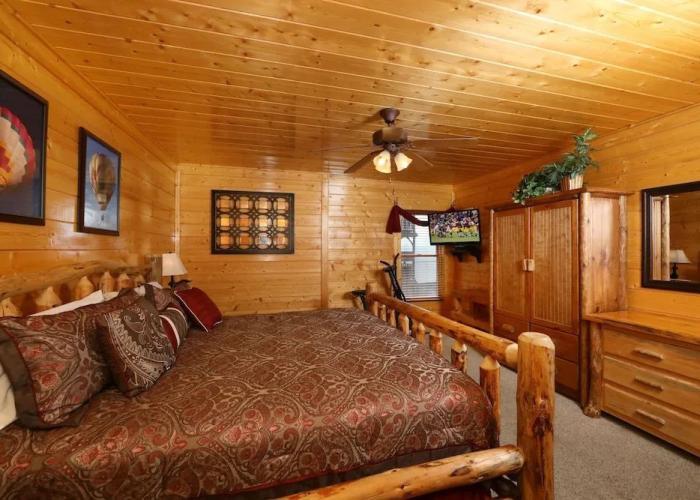 Up Up  Away - Two Bedroom Cabin