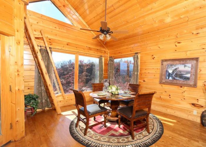 Howling Wolf - One Bedroom Cabin