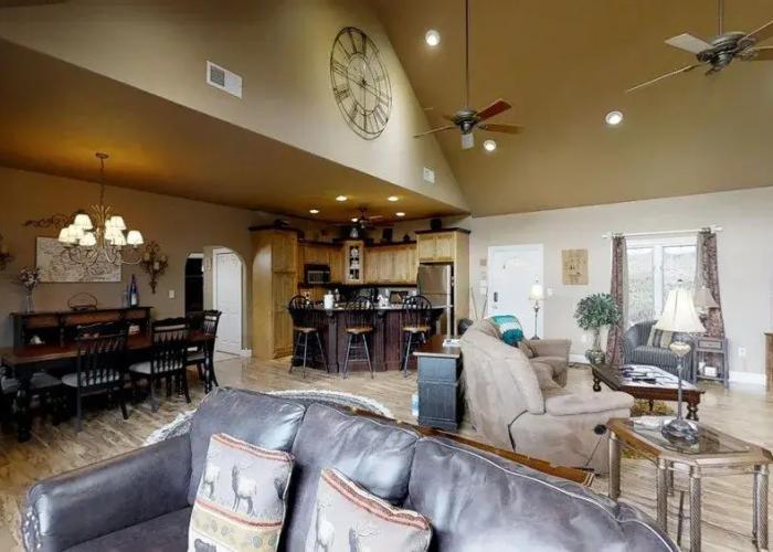 Enchanted Primrose 2 Bedroom Chalet by RedAwning