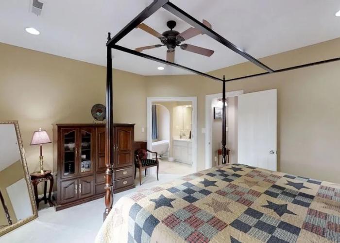 Enchanted Primrose 2 Bedroom Chalet by RedAwning