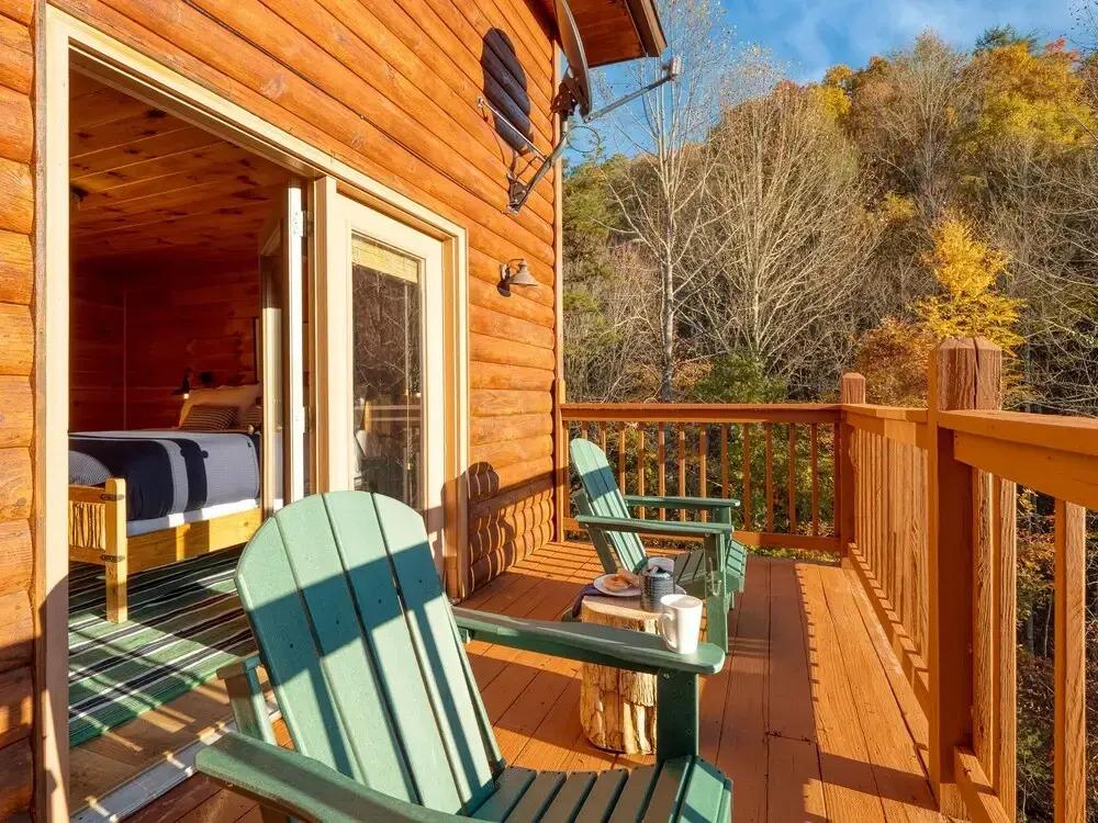 фото Hazel by Avantstay Cliffside Modern Cabin w/ Incredible Views & Hot Tub