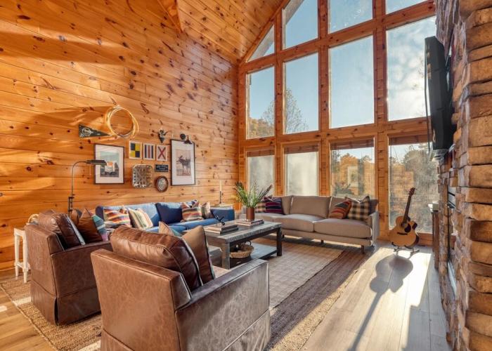 Hazel by Avantstay Cliffside Modern Cabin w/ Incredible Views & Hot Tub