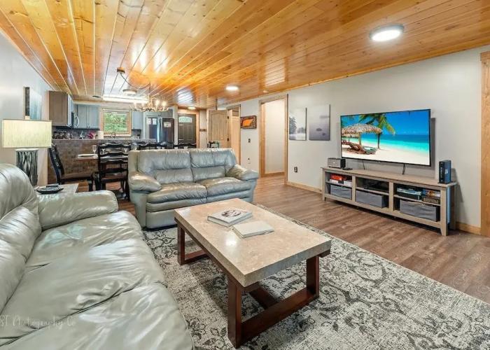 Dolly's # 1 2 Bedroom Condo by RedAwning