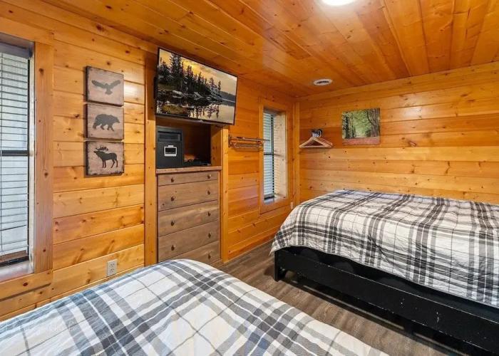 Dolly's # 1 2 Bedroom Condo by RedAwning