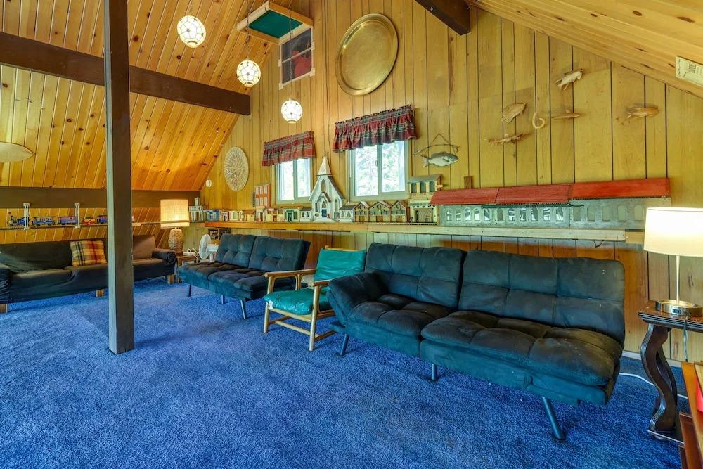 Hike, Bike & Golf: Peaceful Cabin in Twain Harte!