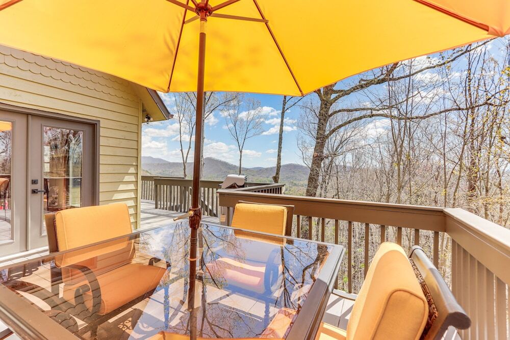 Scenic Murphy Cabin ~ 16 Mi to Blue Ridge