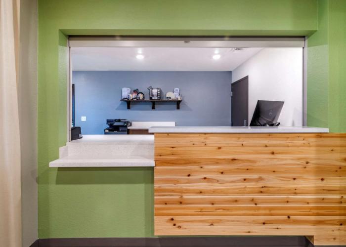 WoodSpring Suites Brunswick