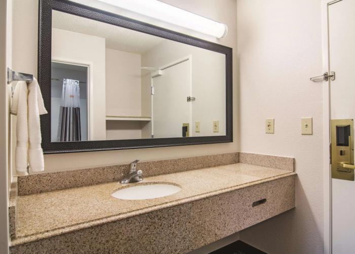 Wingate by Wyndham Brunswick GA / I-95