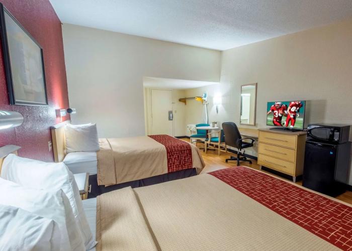 Red Roof Inn & Suites Brunswick I-95