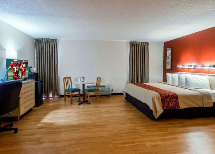 Red Roof Inn & Suites Brunswick I-95