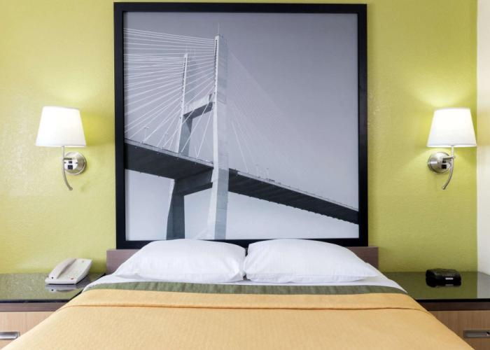 Super 8 by Wyndham Brunswick/St Simons Island Area