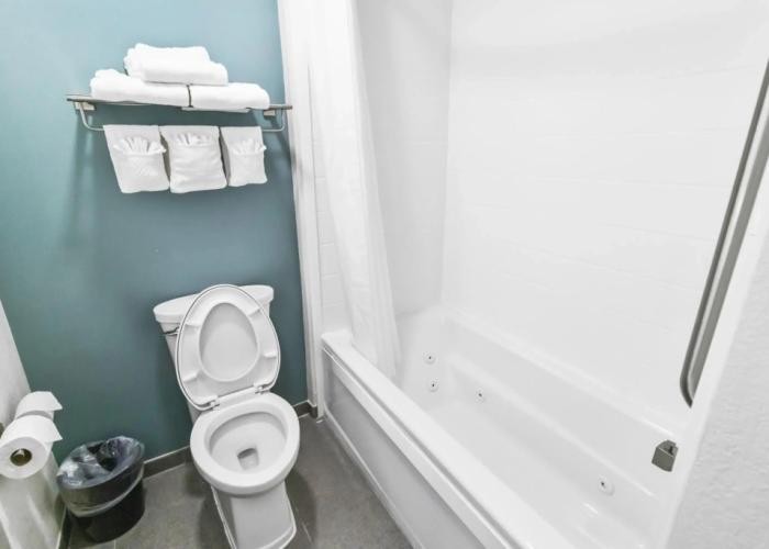 Suburban Studios Brunswick I-95