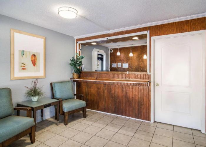 Suburban Studios Brunswick I-95