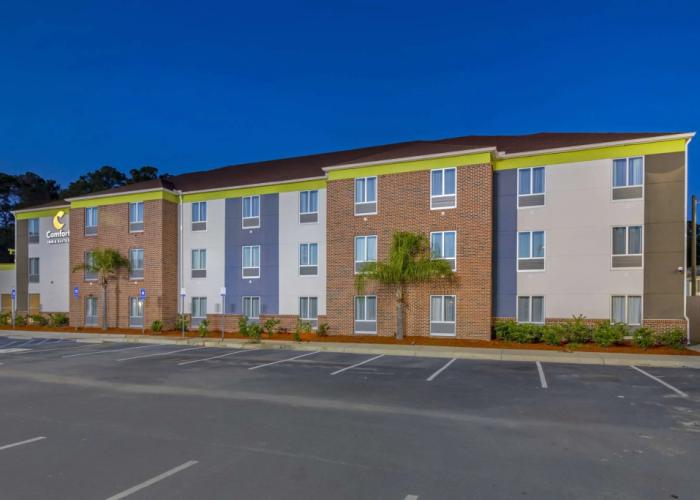 Comfort Inn & Suites