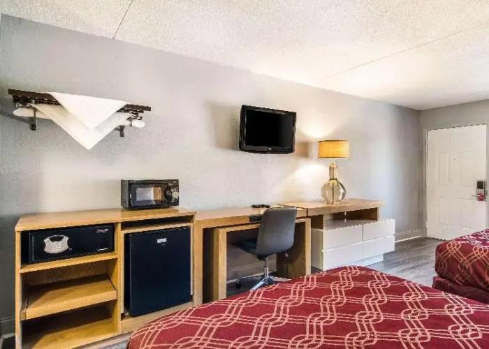 Econo Lodge Brunswick