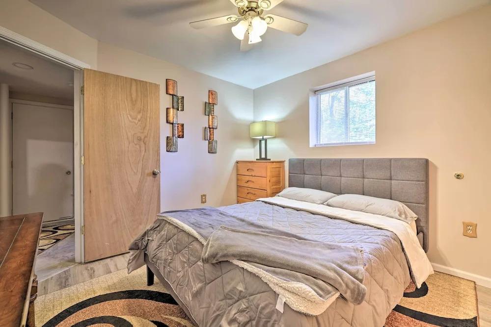 3 Mi to Kalahari: Pocono Mountain Home w/ Fire Pit