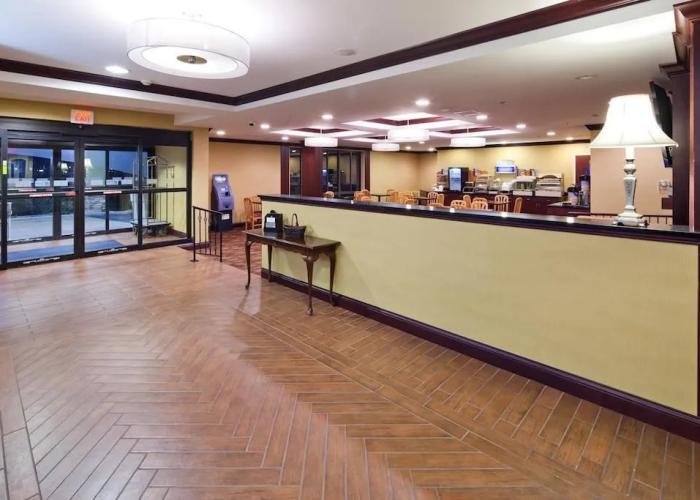 Quality Inn & Suites