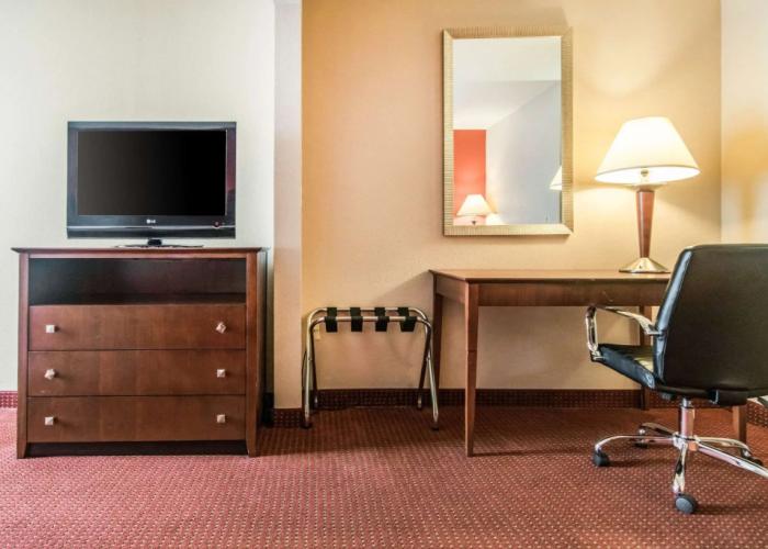 Quality Inn & Suites