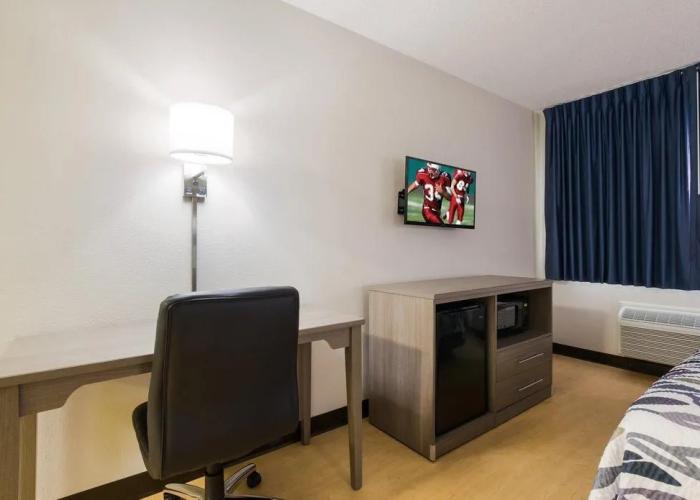 Red Roof Inn Lawrenceburg