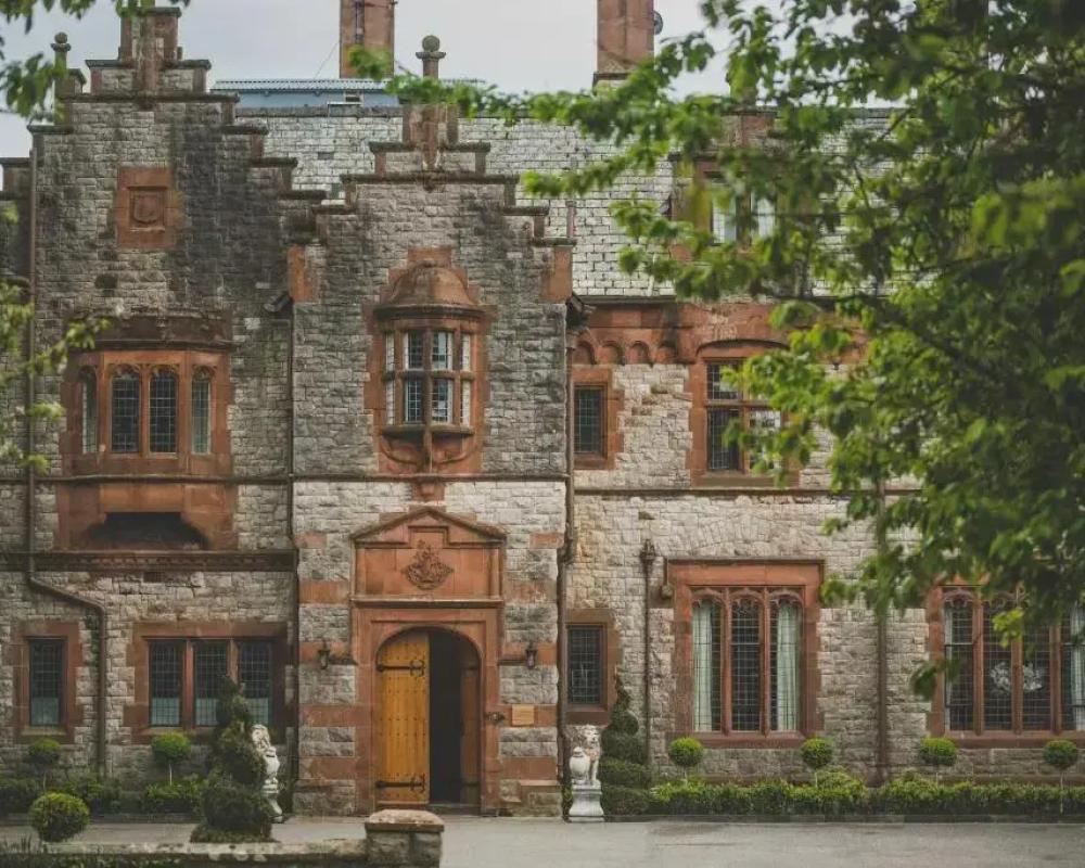 Caer Rhun Hall Hotel
