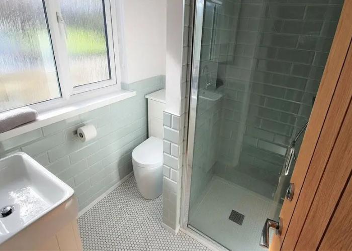 Swallows Croyde 3 Bedrooms, Sleeps 6, Beach Chalet