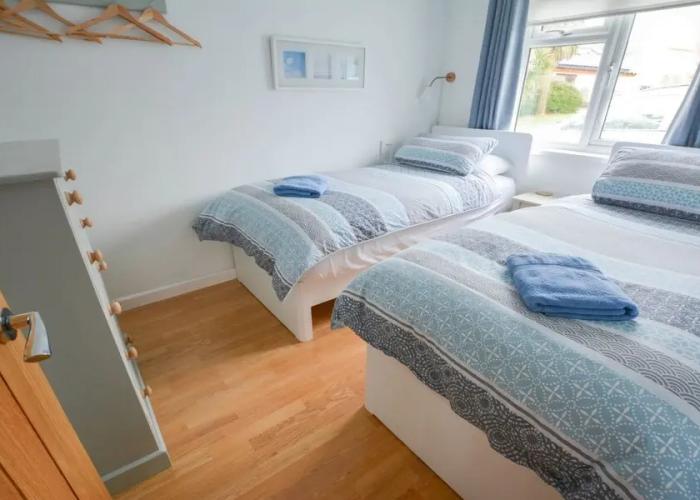 Swallows Croyde 3 Bedrooms, Sleeps 6, Beach Chalet