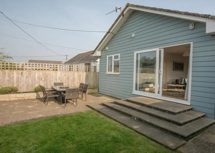 Swallows Croyde 3 Bedrooms, Sleeps 6, Beach Chalet