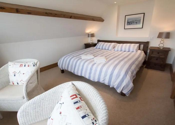 Stables Croyde 4 Bedrooms, Sleeps 8, Sea & Beach Views