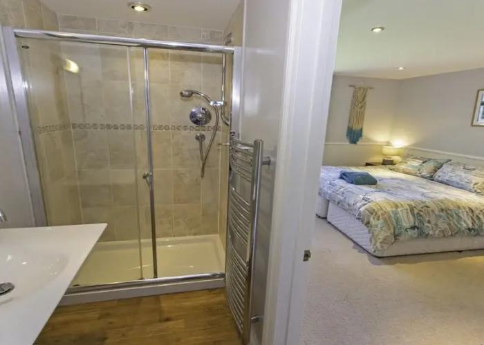 Ladywell Croyde 6 Bedrooms, Sleeps 12, Hot Tub