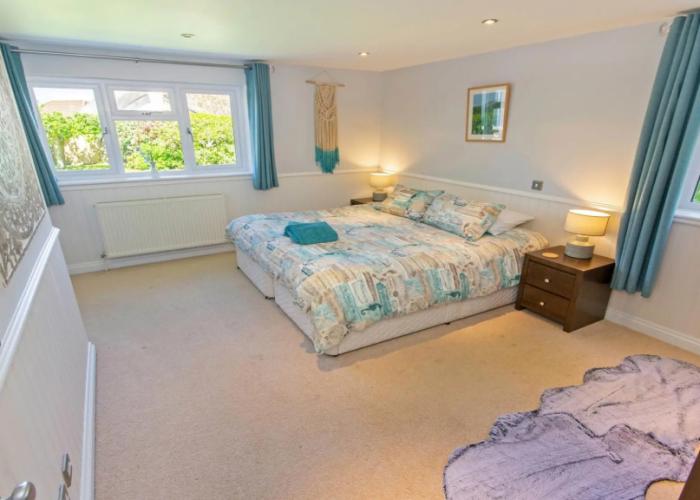 Ladywell Croyde 6 Bedrooms, Sleeps 12, Hot Tub