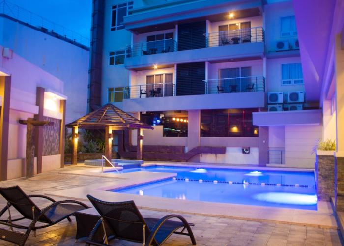 Circle Inn Iloilo City Center Hotel