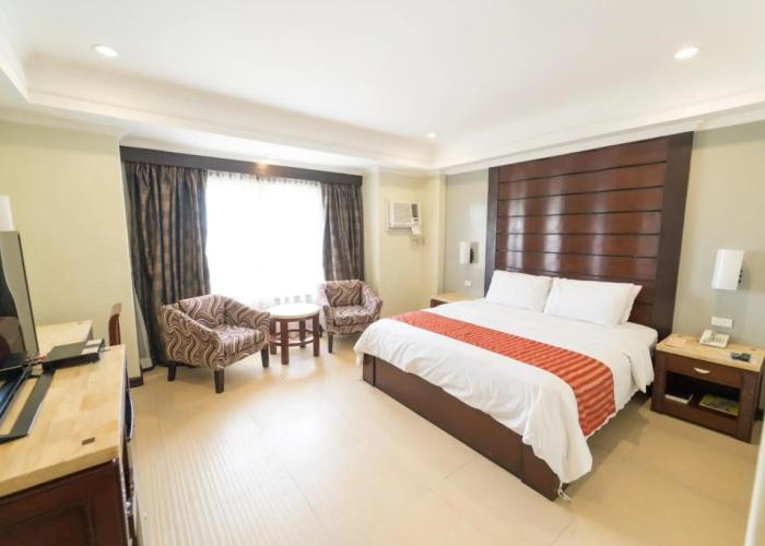 MO2 Westown Hotel Iloilo