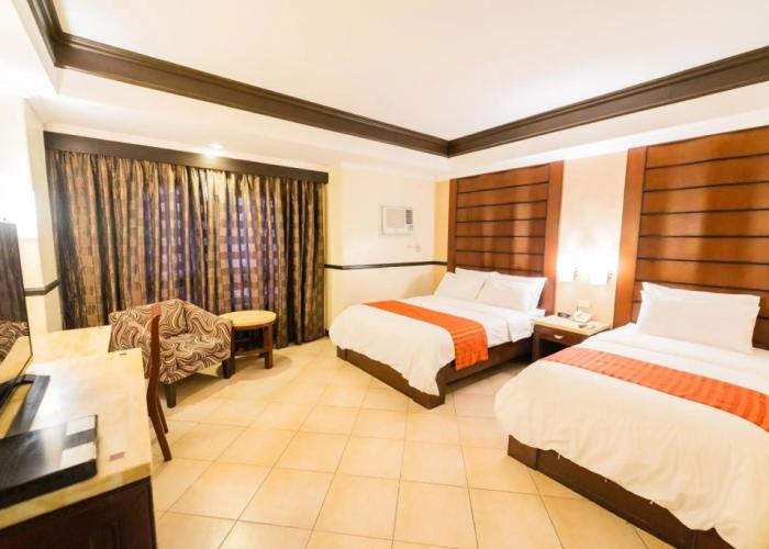 MO2 Westown Hotel Iloilo